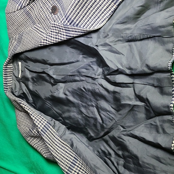 Ladies Wool Giorgio Armani Blazer - Picture 7 of 10